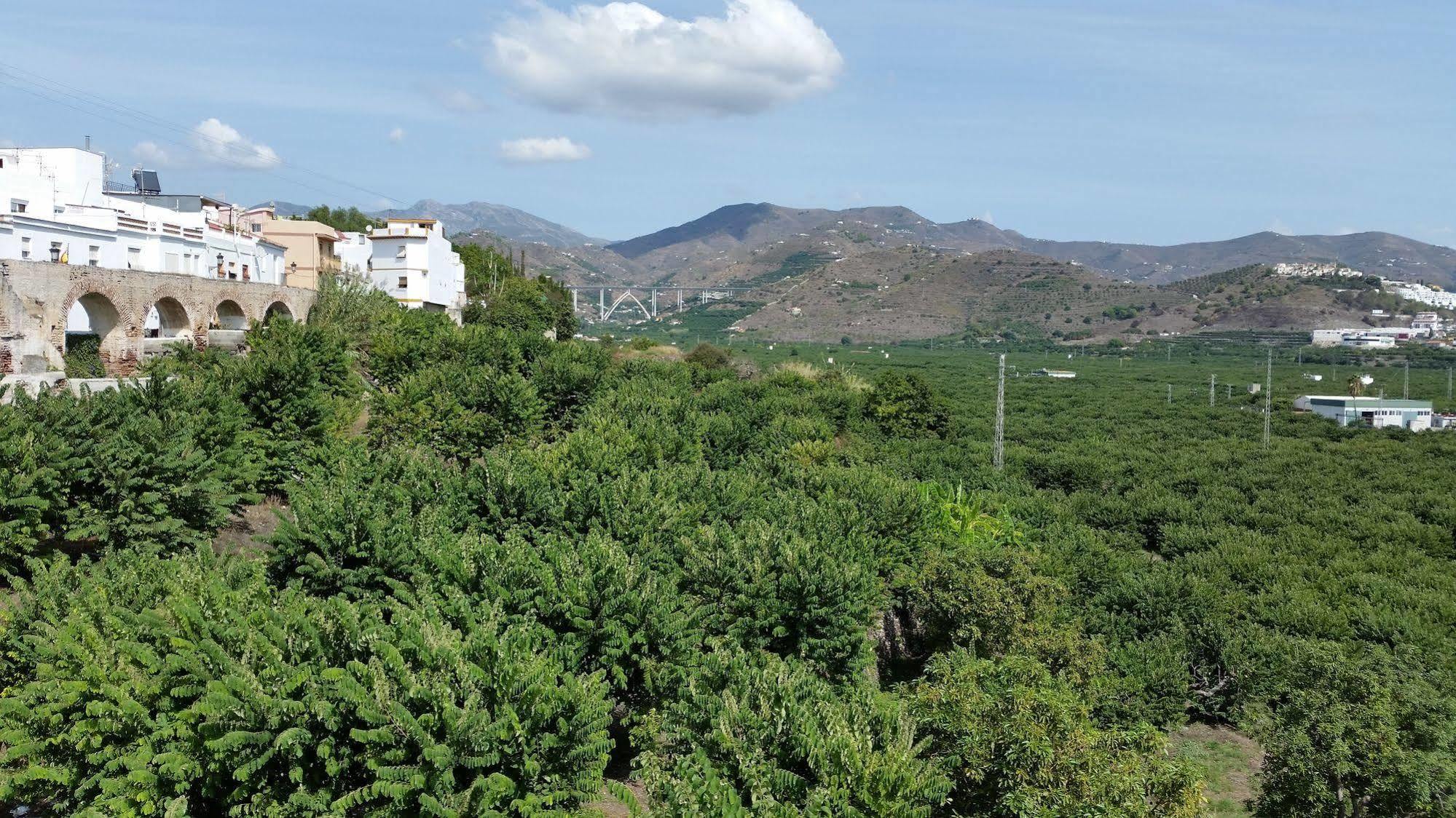 Hotel San Sebastian Almunecar Exterior photo